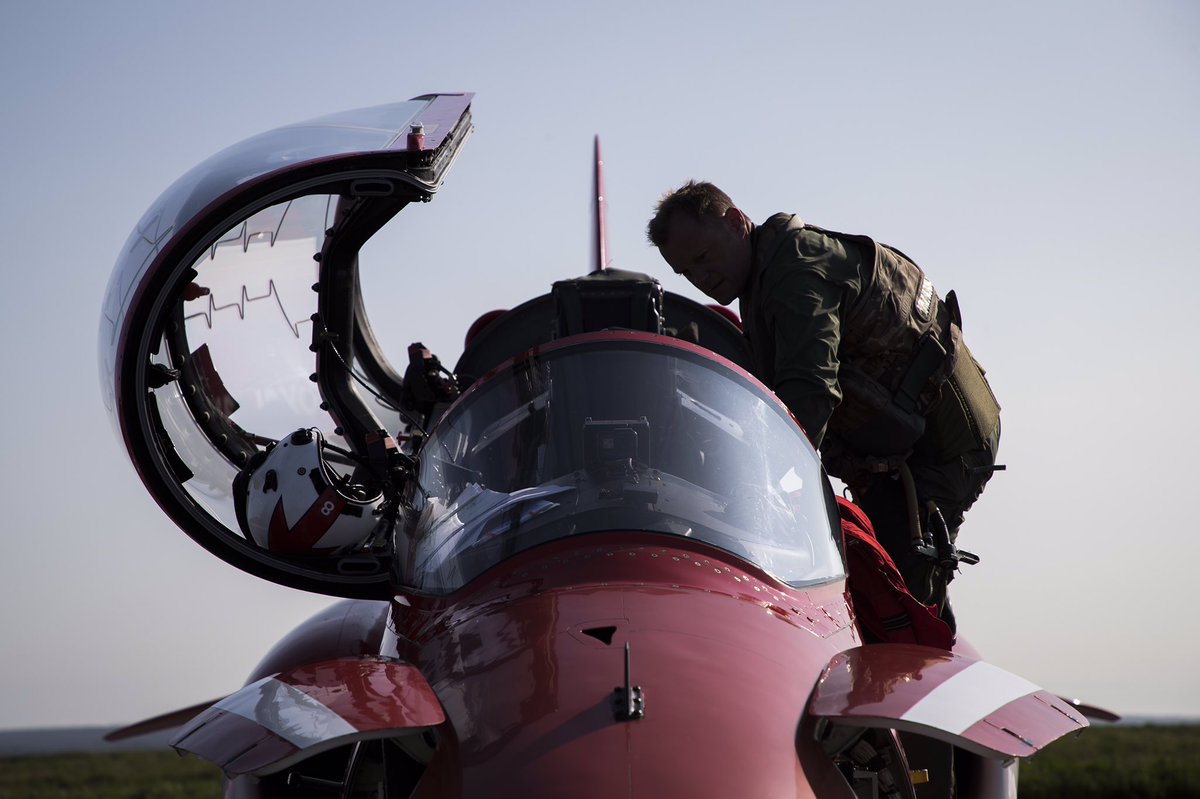 Images from the team’s arrival into Keflavik, #Iceland - the first overnight stop of #RedArrowsTour. Pictures by SAC Rose Buchanan.