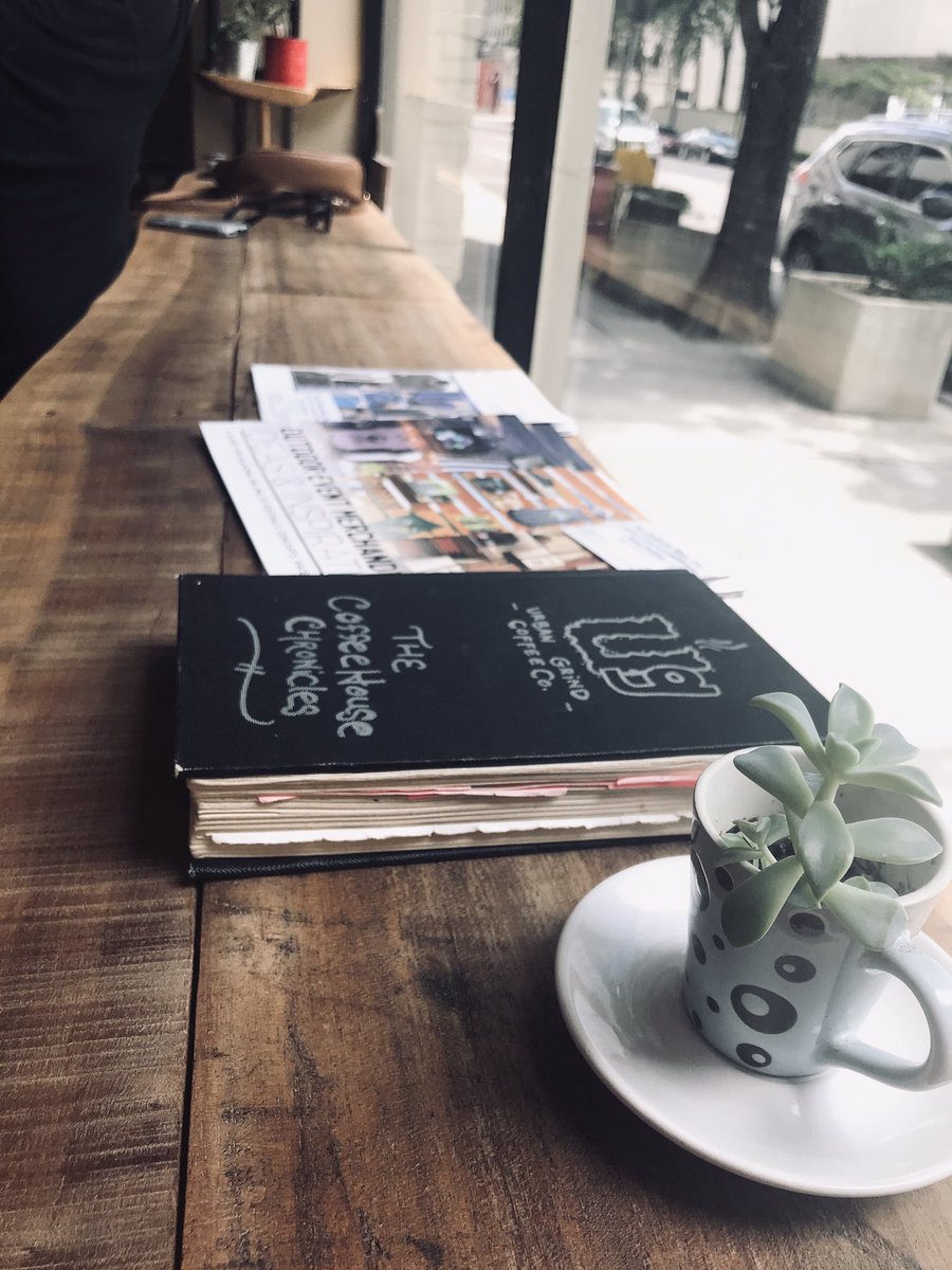 GurusJax's tweet photo. Urban Grind Coffee Co- Downtown Jax

Wow! What an amazing use of this space! @Urbangrindco has an amazing atmosphere, great music vibes and AMAZING COFFEE! 10/10 recommend visiting this coffee shop next time you’re downtown Jax 
#jaxcoffee#coffeegurujax https://t.co/bCyYxZW3Fc