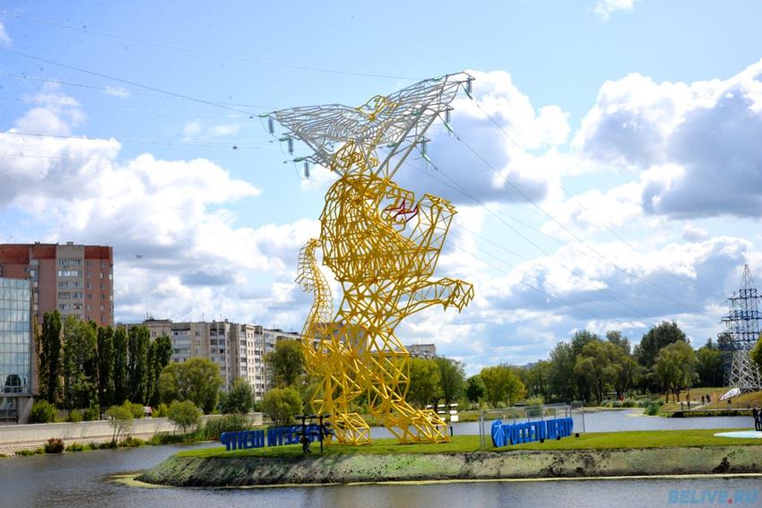 На набережной Везёлки открыли ЛЭП в виде герба Белгорода  belive.ru/v-belgorode/na…