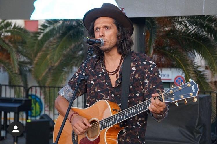 Ermal Meta & Fabrizio Moro Translation Page tweet media