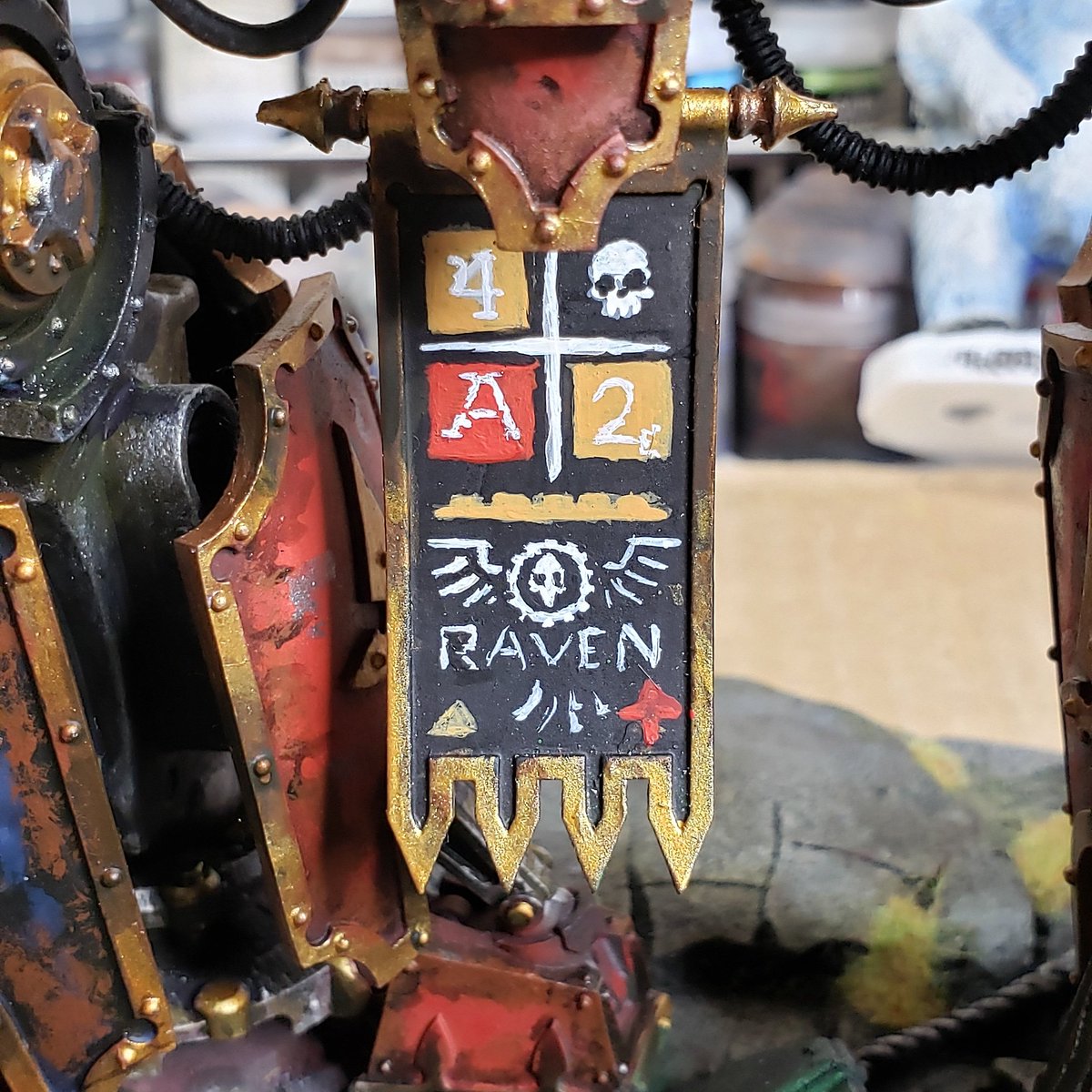 DennisLukowski's tweet photo. Little WIP on the tabard for the big daddy knight! ALMOST THERE!

#40k #miniatures #miniaturepainting #beerzerkerstudios #warhammer40k #warhammer #commissions #imperiumofman #imperium #knight #knightporphyrion #mechanicum #adeptusmechanicus #admech #houseraven https://t.co/4gzFeoCFY4