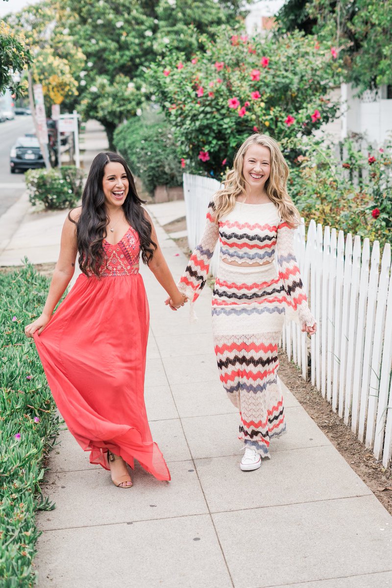 Wait, did we miss #nationalfriendshipday 😱Well better late then never!! Happy Monday and don’t forget to tune in🤗🎧🎙👯‍♀️ LifeChangesPod.com
#womeninradio #emptynester #womenwhopodcast #lifechanges #podcastshow #applepodcast