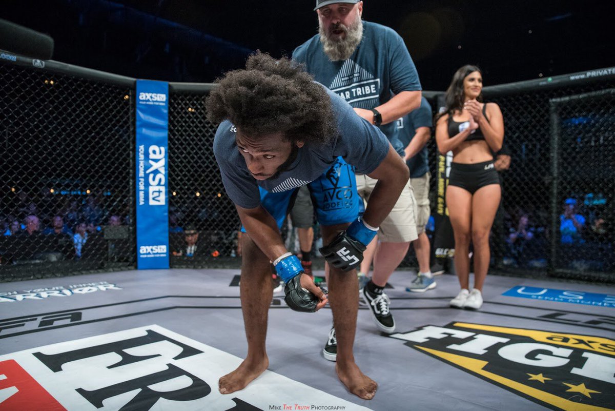 TheTruthJackson's tweet photo. Check yourselves people. Have a great week...
Brent Moore Jr x Larry Maxon
#LFA73 #BendAndSnap #MMA
https://t.co/A1QiKiRHcl https://t.co/hPlwhhJUrt