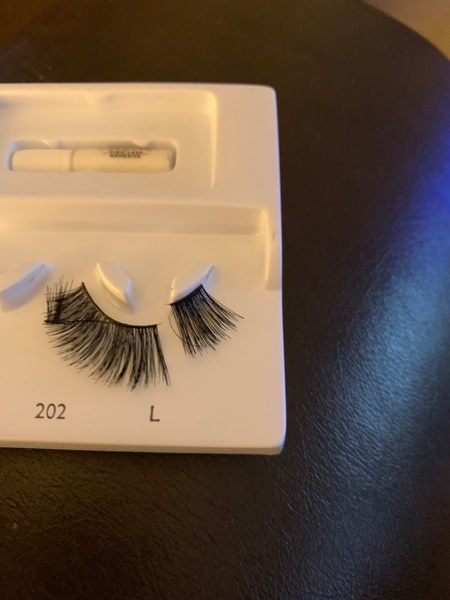 STAMZO1990's tweet photo. I were eylure 202 dramatic lashes everyday.... for the last 4-5 years. This morning getting ready in the gym and was putting a fresh set on.... when I went to take my lash out the packet like normal this happened. Very disappointed £6.99 down the drain!!! @EylureOfficial https://t.co/qYT15mQ9Gr