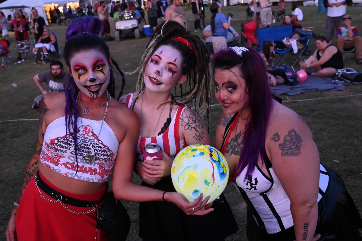 ...nsfw-pics-icp-gwar-geto-boys-more. http://www.brooklynvegan.com/gatherin...