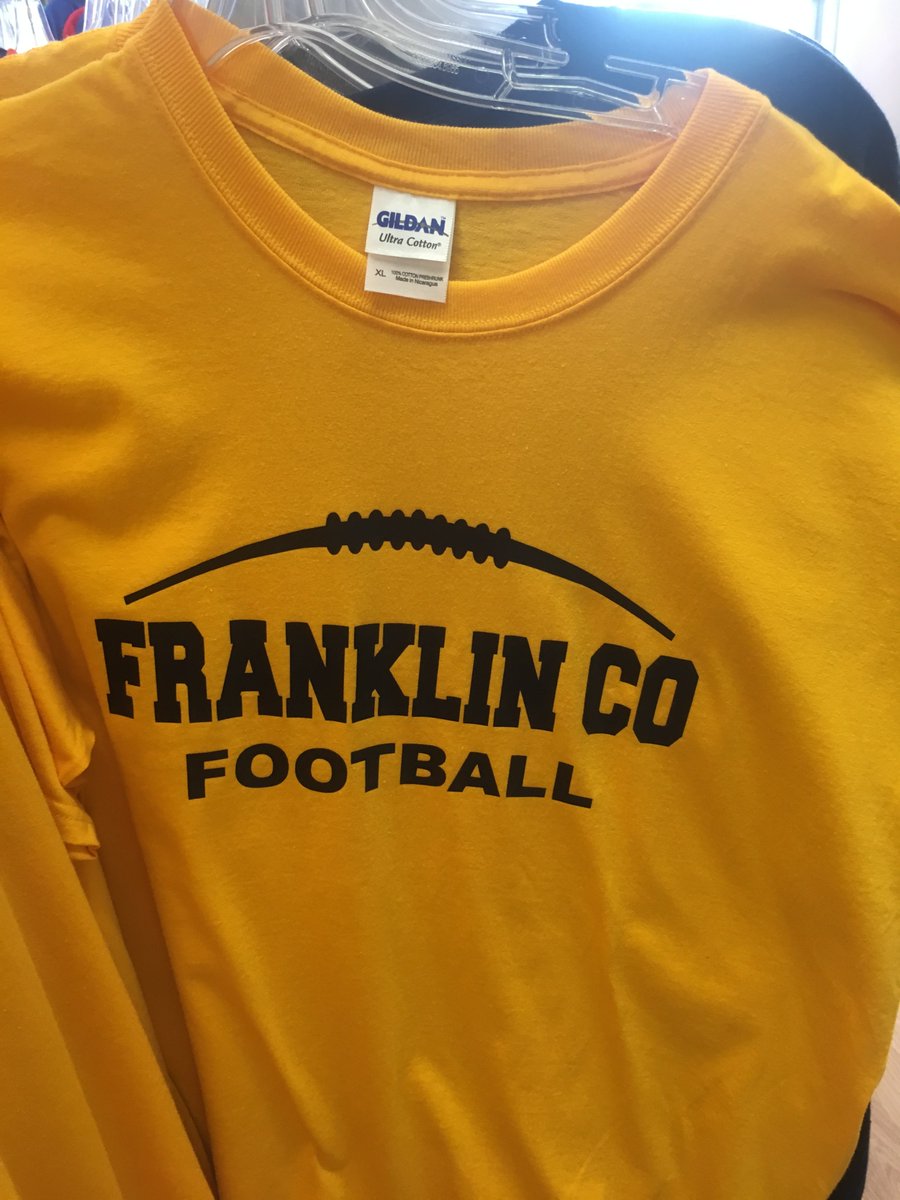 CreativeStitc10's tweet photo. Full stocked and waiting for school...  Get your spirit wear before they sell out. https://t.co/MeHIoYArA5