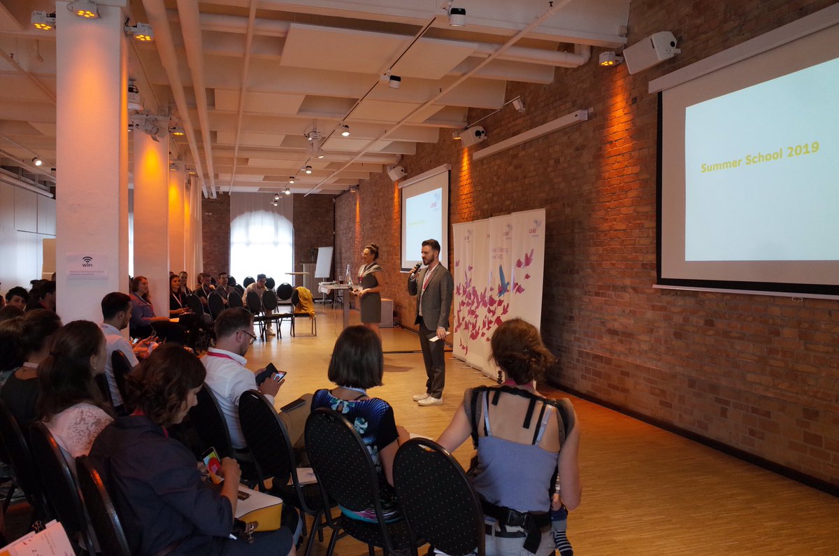 lead_berlin tweet picture