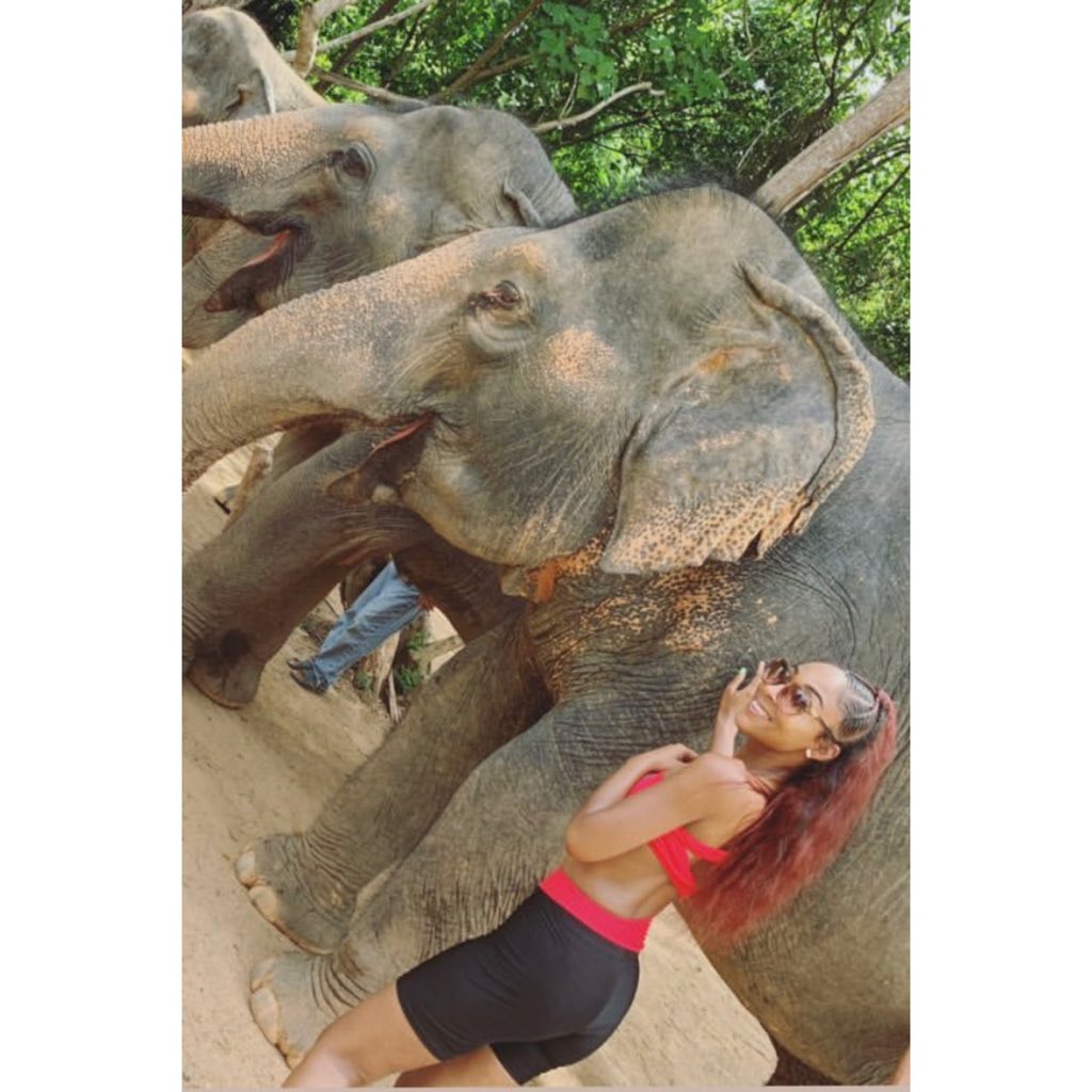 GIRLExtensions's tweet photo. G.I.R.L APPROVED π
The lovely @Alahan_ wearing her GIRL extensions enjoying her summer π can you tell theyβre on their 3rd install? πππ
πππ
#3Dminklashes
#bayareahair
#bayareaBOSS
#becomeaGoddessInRealLife
#Icolorhair
#bayareaextensions https://t.co/3jo8ZbbXaq