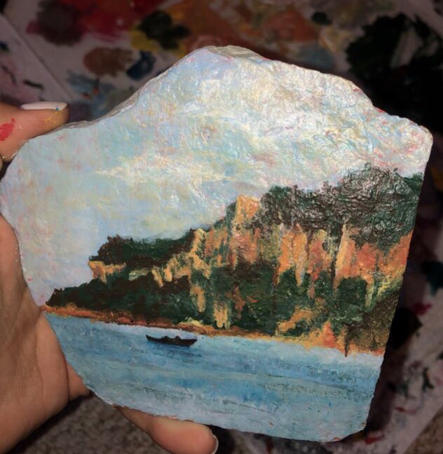 pjmatuszynski's tweet photo. A little project I’ve been working on today:

Paintings on rocks from where these pictures were taken 

Reference picture - Painting https://t.co/AQtUScaSvl
