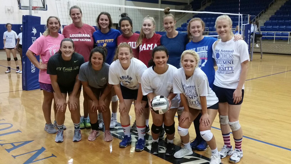 Alumni Game 2019!!! 
Thank you all for coming and playing.  That was so much fun to watch!