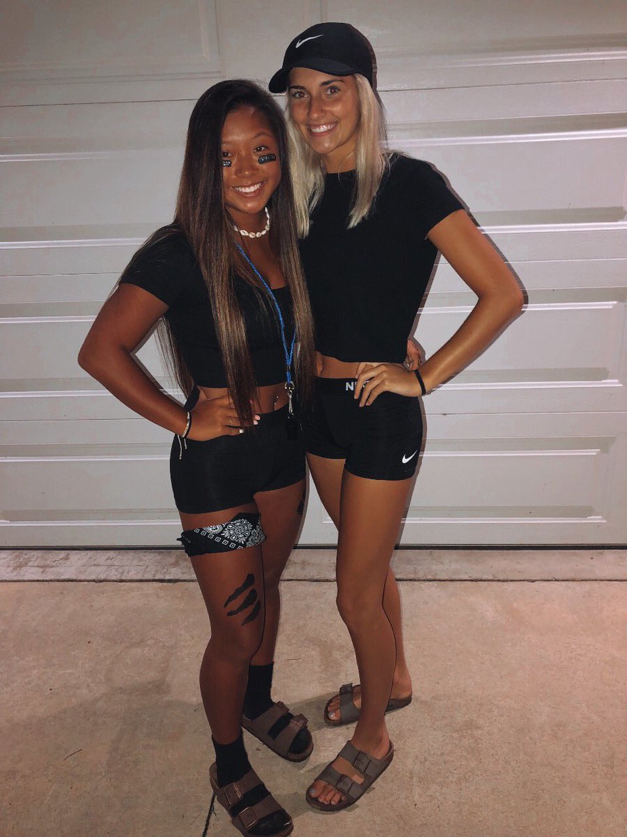 jaime_vaughan's tweet photo. Happy birthday @KyiaFrank 🥳 I hope your day was as great as you are!! Love u💕💕 https://t.co/HG9euk6qmn