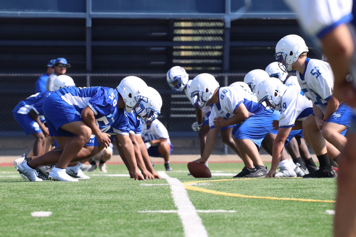 KaleSteed's tweet photo. Thanks to @BenJYD3 going to snag some photos @PaloDuroDonsFB workouts this morning. Photo galleries will be part of the @PressPassSports website that debuts Thursday #txhsfb https://t.co/daS7R9E4YO