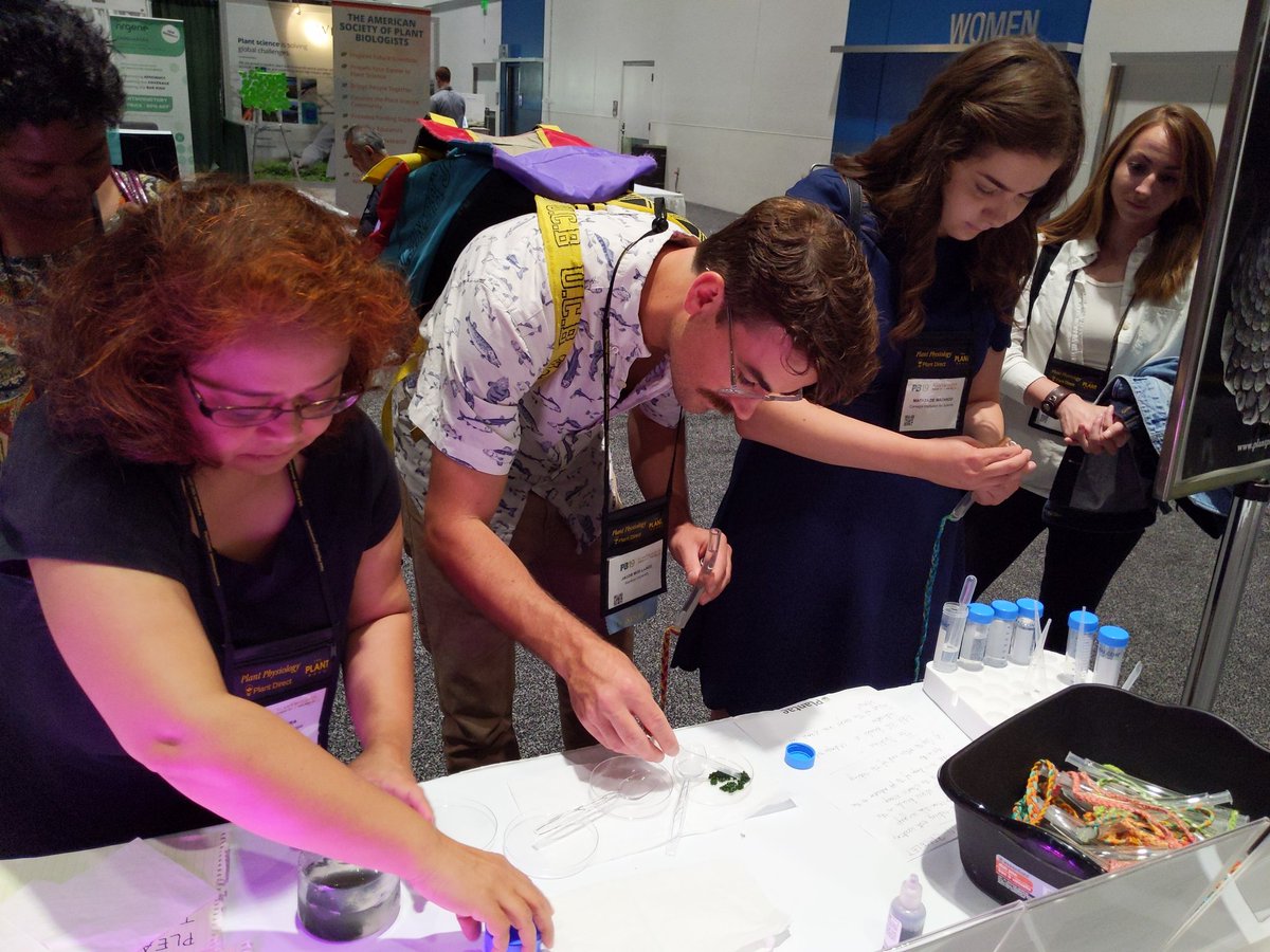 Have you made a Chlamy necklace yet? Come see this BLOOME grant winning project in the <a href="/ASPB/">ASPB</a> innovation pavilion #PlantBio19