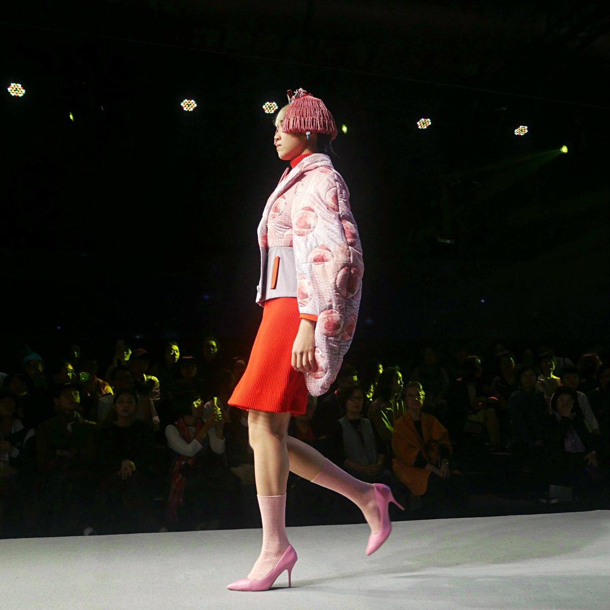Fashion__Studio's tweet photo. FASHION NEWS (TAIWAN) - Taipei IN Style 2018 - In Pictures - Part 3:
https://t.co/n3k4YGzLO4
#fashion #style #trends #Asia #TaipeiINStyle #news https://t.co/b9inLzVhft