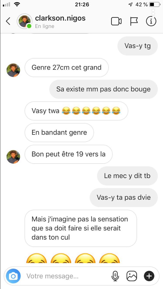 weynollnt's tweet photo. Les amis svp message important. 
S’il vous plaît je vous le demande, allez tous signaler ces deux comptes. C’est la même personne qui harcèle les filles pour des nudes alors svp signalez le c’est important. Si des filles « faibles » comme ma pote se font avoir et lui envoie 1/2 https://t.co/51QsC6QDho