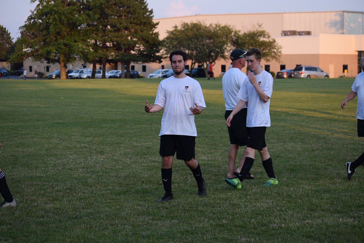 TheChiliFC's tweet photo. Big game tonight at home vs. HKB United as the boys try to bounce back from a tough 5-3 loss last night👏🏼 
.
.
📍Location: TSE (Gates) 
⏱Kickoff: 6:30 P.M https://t.co/sSR8qR3Sd1