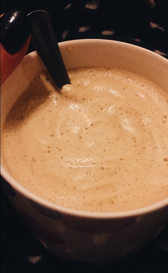merivils's tweet photo. Batí tan bien el café que le tuve que sacar fotos https://t.co/pnYammKnIa