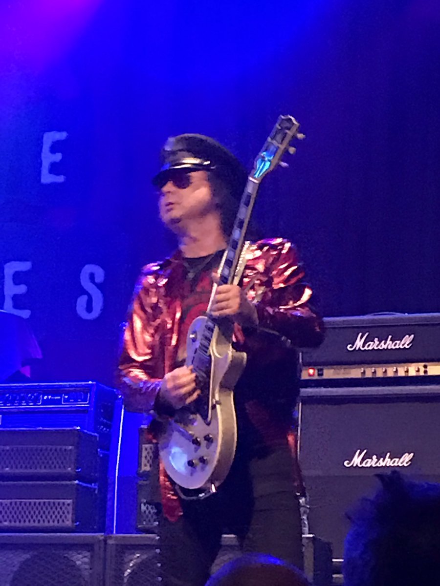 JimBalentine's tweet photo. @JohnOstronomy Live at the house of blues in Cleveland during the ace Frehley show https://t.co/fWFhB4AKN8