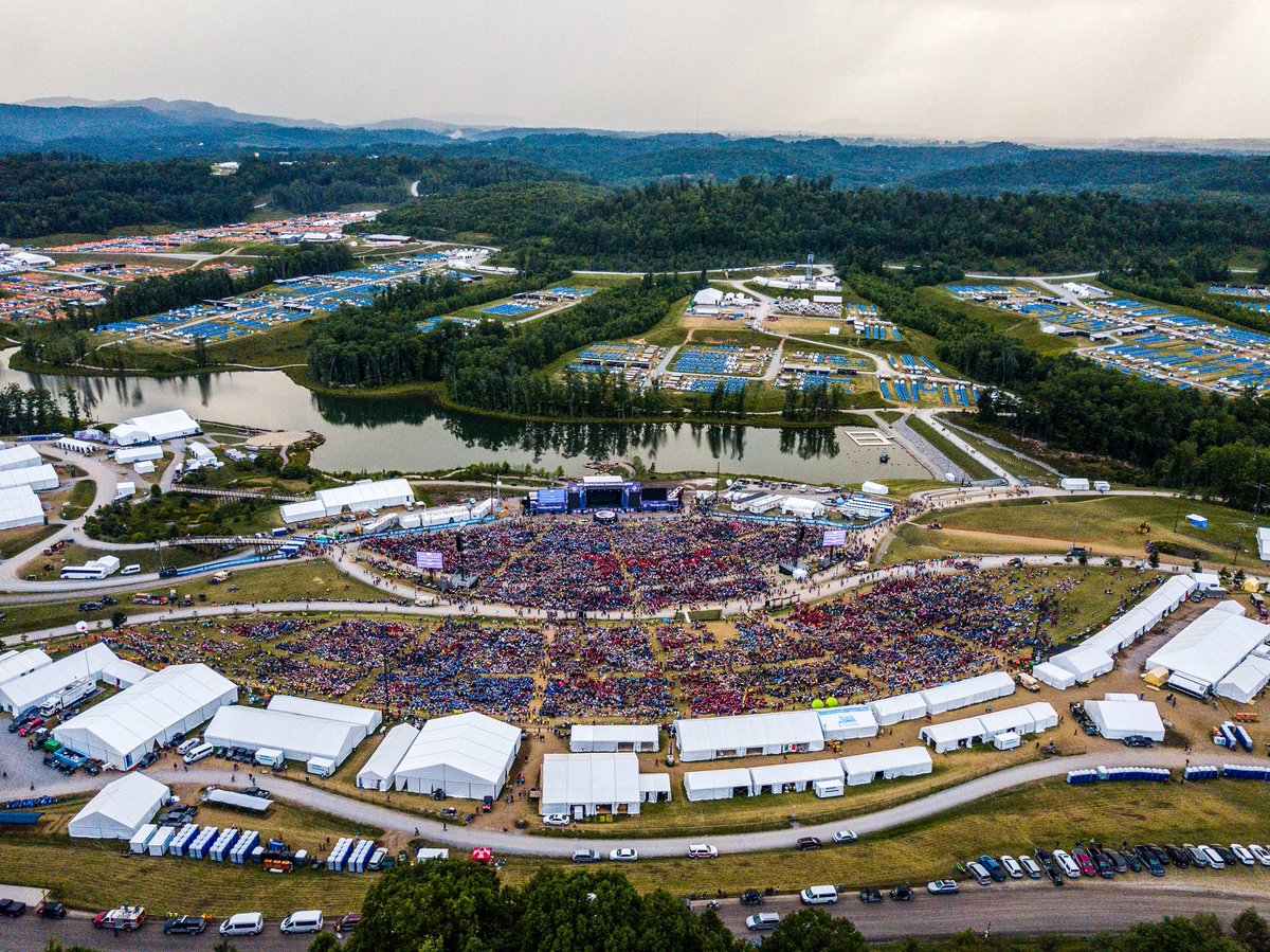 BechtelSummit's tweet photo. If two is company and three is a crowd does 50,000 Scouts make it a Jamboree?
#summitbechtelreserve #10000acresoffun #scouting #scoutsbsa #venturing #exploring #weownadventure #beascout #scoutmein #wsj2019 #scoutjamboree https://t.co/wFIrOTuKCH