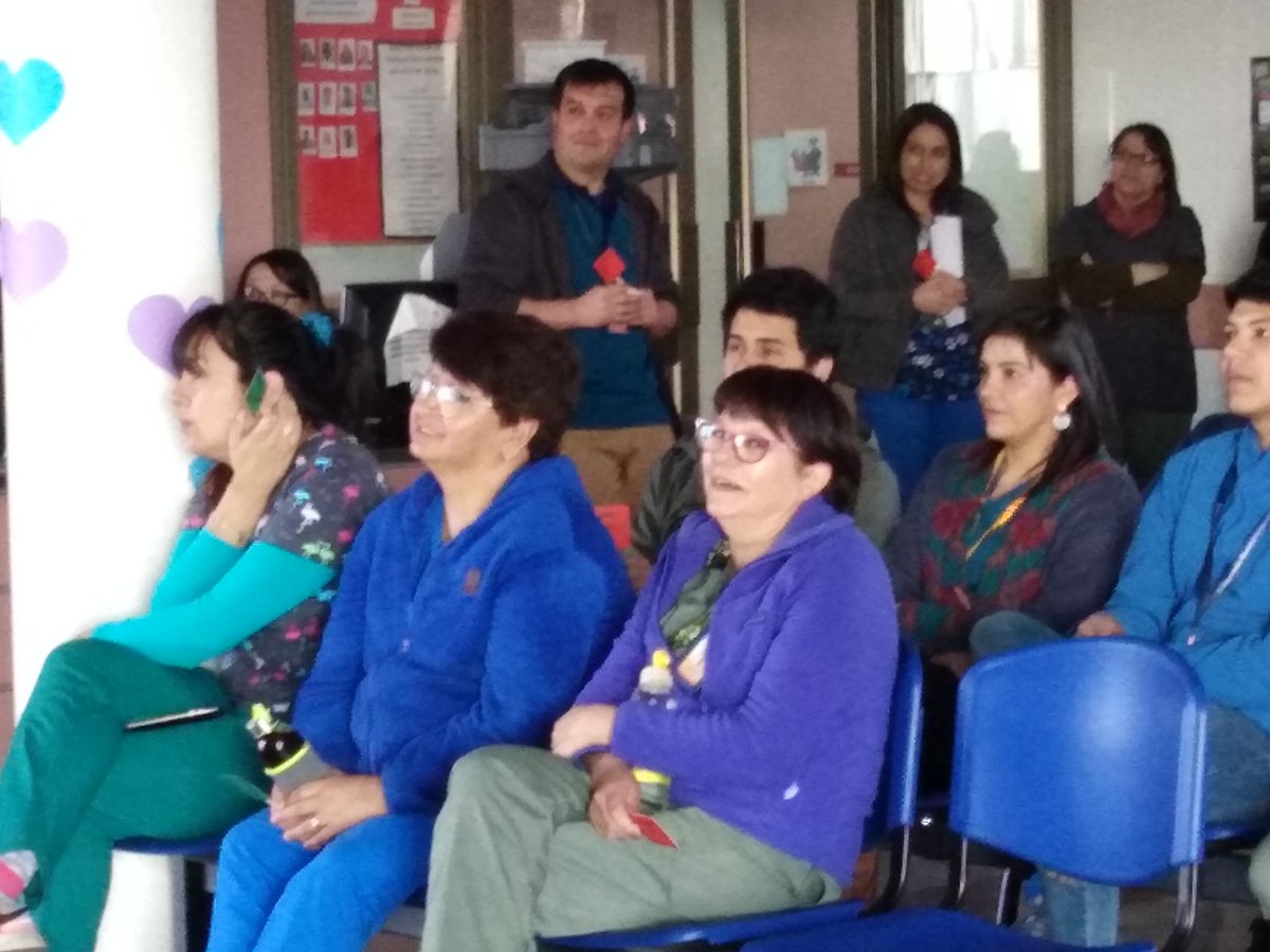 Cesfam6Rancagua's tweet photo. En estos momentos en el consejo ampliado, Dra. Maturana, Directora del Centro de salud y asesora de lactancia 🤱 capacita al equipo en sobre la importancia de la lactancia materna
#lactanciamaternaexclusiva
#libredemanda
#bebessanosyfelices https://t.co/gv8VVzEYFg