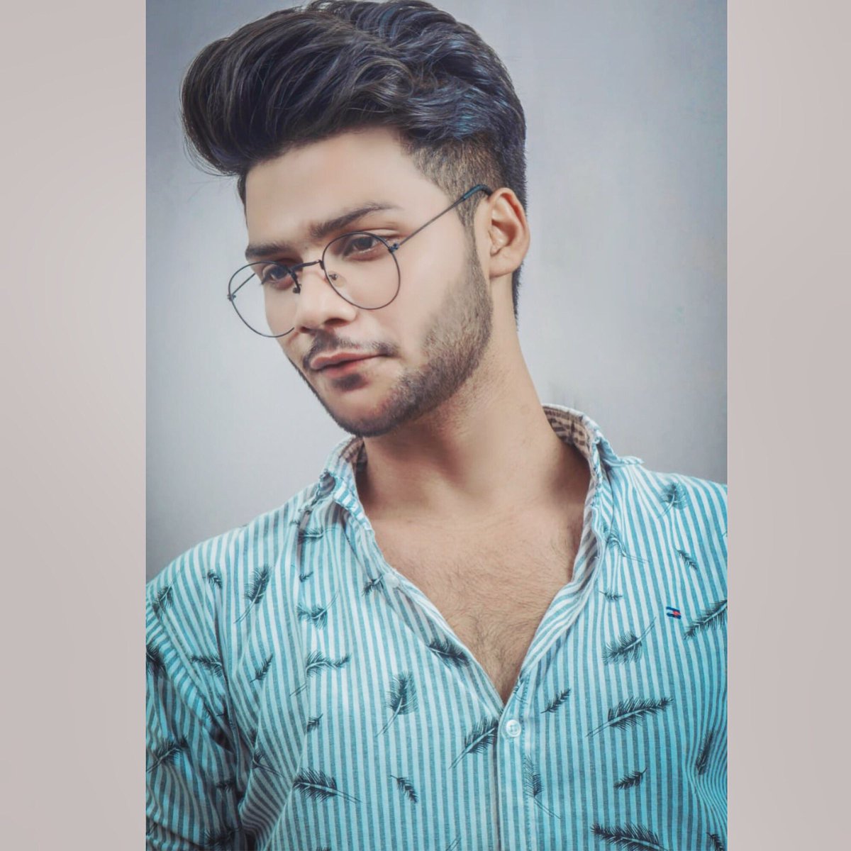 DaudDeen's tweet photo. Honesty is a very expensive gift, donβt expect it from cheap people π‘ #dauddeen #dd #modart https://t.co/AQl1dSlChr
