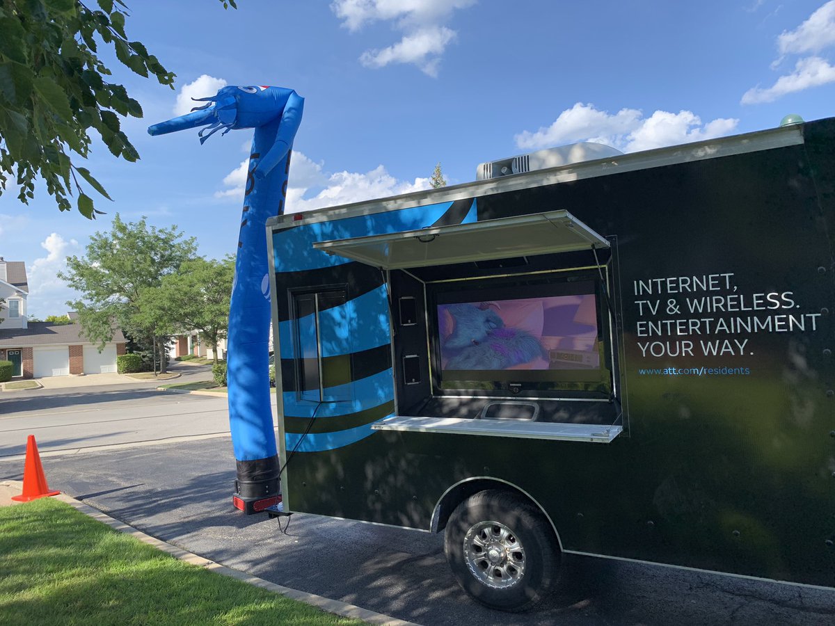AT&amp;T Mobile events at Brittany Springs Apts in Naperville ! 🔥 Come and check our amazing unique promotions, switching to AT&amp;T just got easier 🤐 <a href="/PawelATTmobile/">Pawel</a> <a href="/shawnglinski/">Shawn Glinski</a>