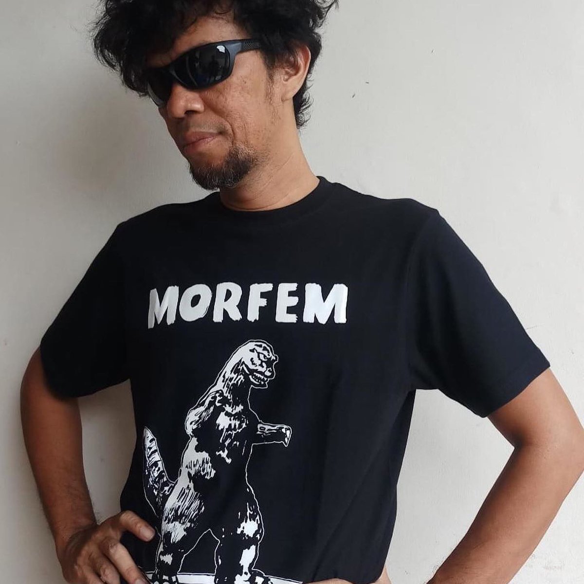 langensrawa's tweet photo. Ready Stock!⁣
⁣
Morfem ‘Morfzilla’ tees. Tag Stitch &amp; Supply. Retail price Rp 165.000⁣⁣
⁣⁣
Size Chart:⁣
M 50,5x 74
L 56 x 76
XL 61x 81,5
⁣
#Morfem https://t.co/lI5d2Stxth