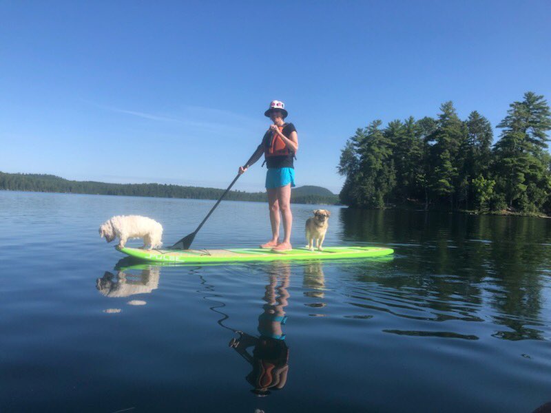 suzanwhitedo's tweet photo. Working the balance in #worklifebalance! #meded, @somedocs, #womeninmedicine,#dogcrew https://t.co/rSEzryx6kE