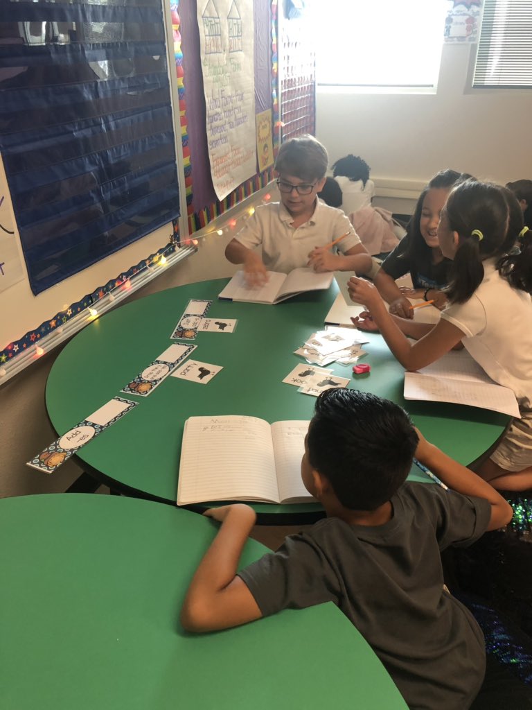 BammBamDelaRosa's tweet photo. Scholars were excited to get centers started today. Scholars set goals for their own learning! #JPB2020 #jpbcoyotes #TheButlerExperience #2020Vision #TeamSISD https://t.co/Za6twfKogt