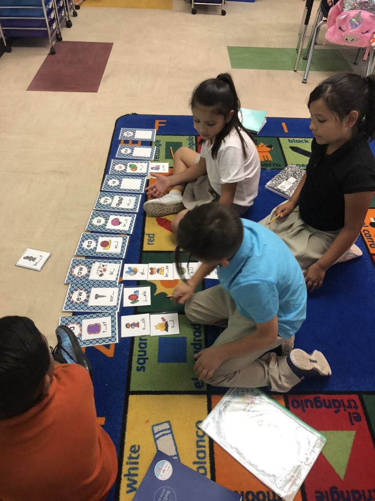 BammBamDelaRosa's tweet photo. Scholars were excited to get centers started today. Scholars set goals for their own learning! #JPB2020 #jpbcoyotes #TheButlerExperience #2020Vision #TeamSISD https://t.co/Za6twfKogt