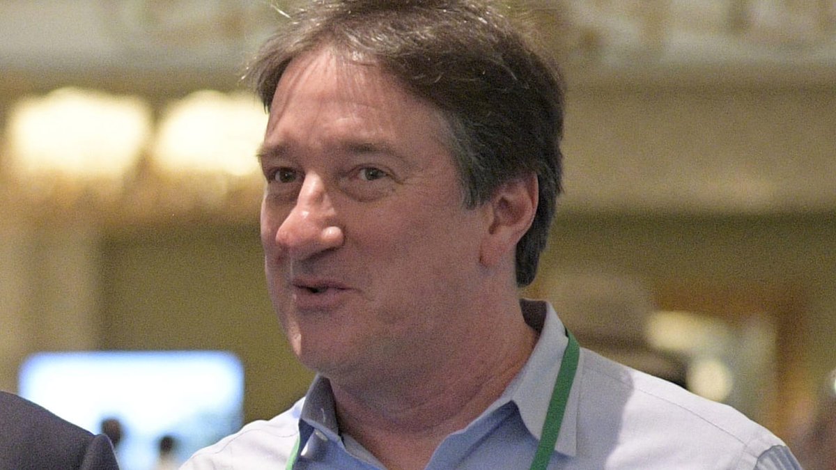 LindseyMNSports's tweet photo. "He always had time for everybody. He was a guy that never forgot where he started, and he always was looking to be supportive of other people ahead of any personal gain." 

-- Rob Brzezinski on his friend and longtime NFL writer, Don Banks

📰: https://t.co/zys9D8qZut https://t.co/XRUCp0MxXB