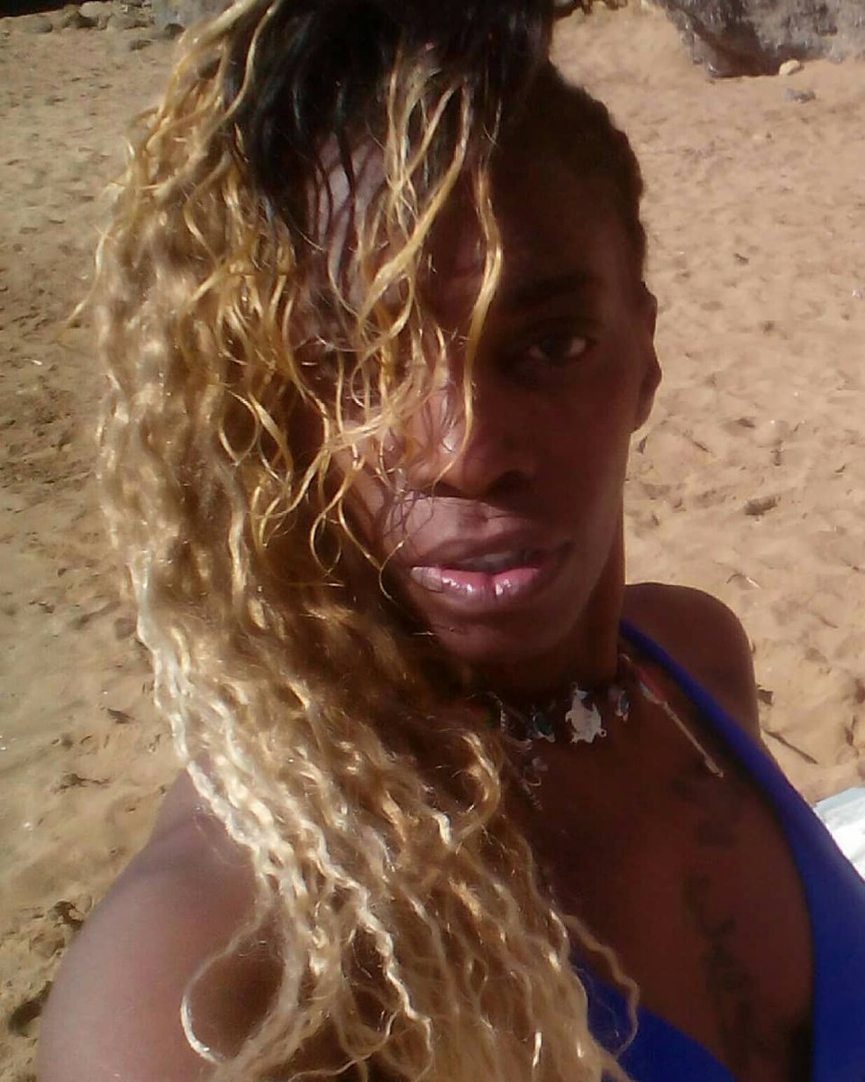 StudioArkania's tweet photo. #SummerTime and the living is easy 
👑✍😘 https://t.co/dO4qirkxSv