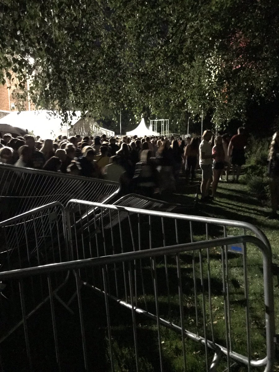 That was a absolute horror show getting out of <a href="/CroxtethHall/">Croxteth Hall & Country Park</a> after the <a href="/LewisCapaldi/">Lewis Capaldi</a> gig. Attempting to exit upwards of 12,000 people through one way. 

To see <a href="/G4S/">G4S</a> security putting their own coats on over hi-vis and walking away was crazy!

😡 #G4S