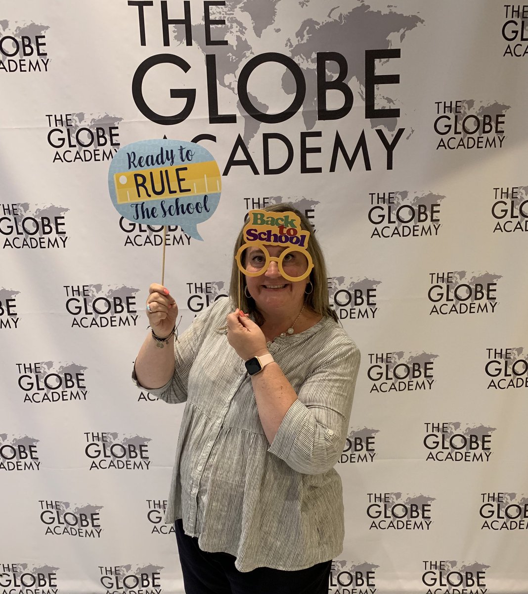 HOS_GLOBE's tweet photo. Orientation today first day Wednesday. This is going to be a great year!  #goglobe @GLOBEAcademy #DLI https://t.co/CZKy5CTogj