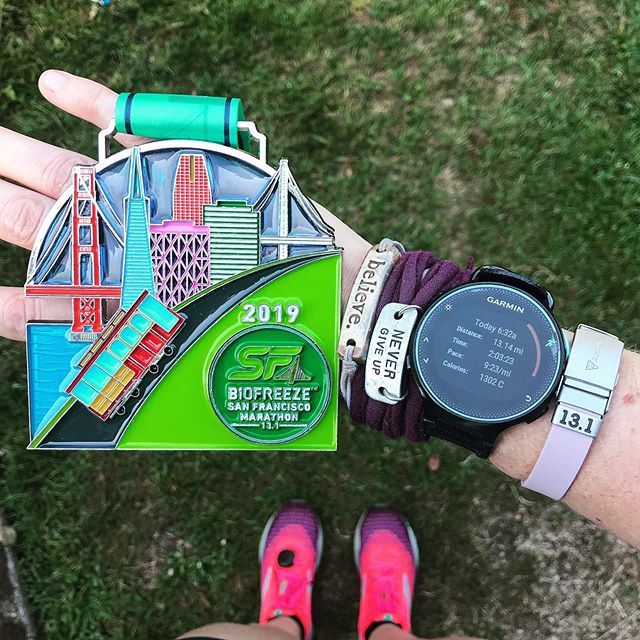 san_runs_in_ca's tweet photo. It’s #medalmonday my friends and will you please look at this awesome medal  from the #BiofreezeSFM last week!? So happy and proud to have run this race again🏅
.
#thesfmarathon #runthebay #TSFM2019 #racemedals #racebling #feelnolimits #racerunning #irunthisbody https://t.co/r5tIiFyOkV