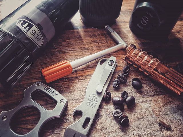 edccooperative's tweet photo. Founders coffee time. ————————————————————————- #gsi #javamill #coffebeans #freshgroundcoffee #darkroast #singleorigin #espresso #doubleespresso #nanopresso #wacaco #edc #edccooperative #edccooperativetillidie #everydaycarry #pocketdump #prybar #allacce… https://t.co/Jgy3IU49pv https://t.co/S470EHIZlN