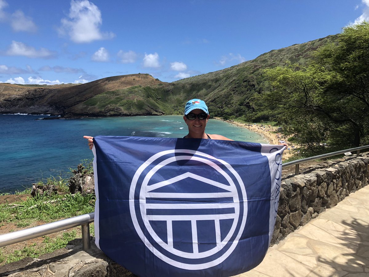 Chiphirst's tweet photo. Such a great opportunity to show your @longwoodu Pride. It is so much fun unfurling the rotunda in the coolest places. @longwoodalumni #Flagraiser https://t.co/mbqGl2TdFs
