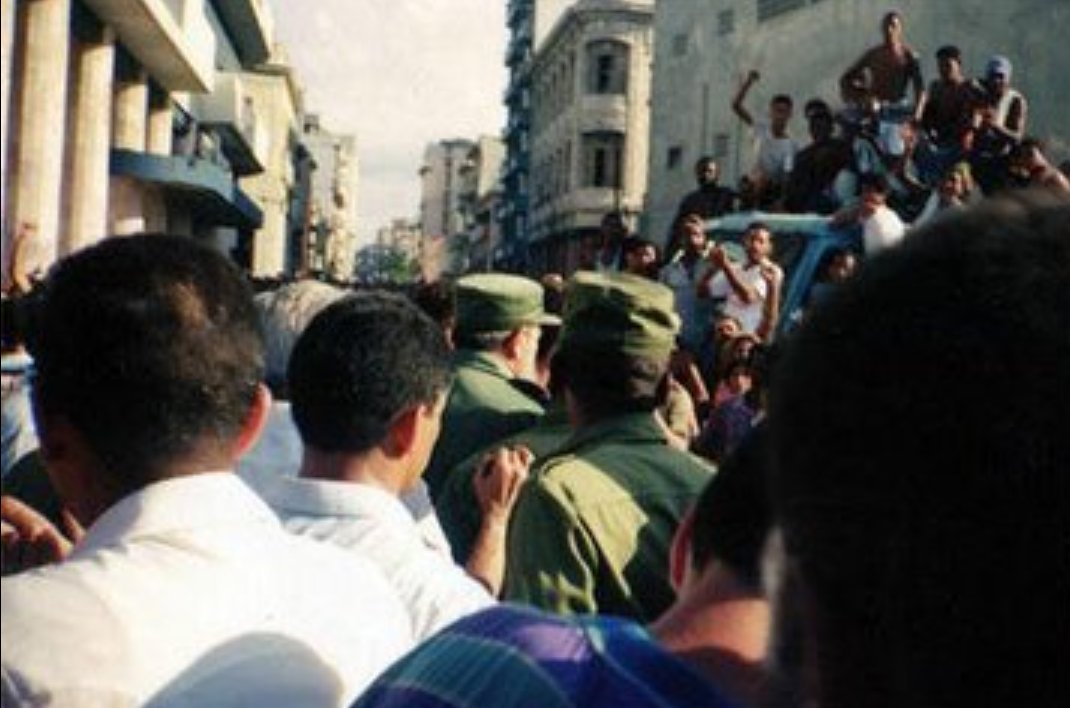 XeniaLpez7's tweet photo. Y aquel 5 de agosto #LlegóElComandanteyMandóAParar
Llegó ese #FidelInmenso, ese #FidelDePueblo y acabó con la "revuelta" orquestada por los EUA en su eterna frustración de apoderarse de #Cuba.
@ICRTdeCuba
@UJC_ICRT https://t.co/pctuf2sBeZ