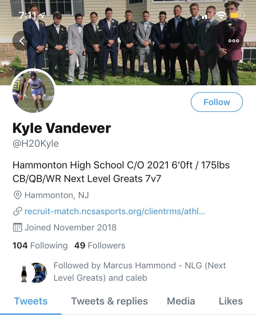 PollzSports's tweet image. Go follow #FieldSwagFriday winner this week 🔥💯 @H20Kyle