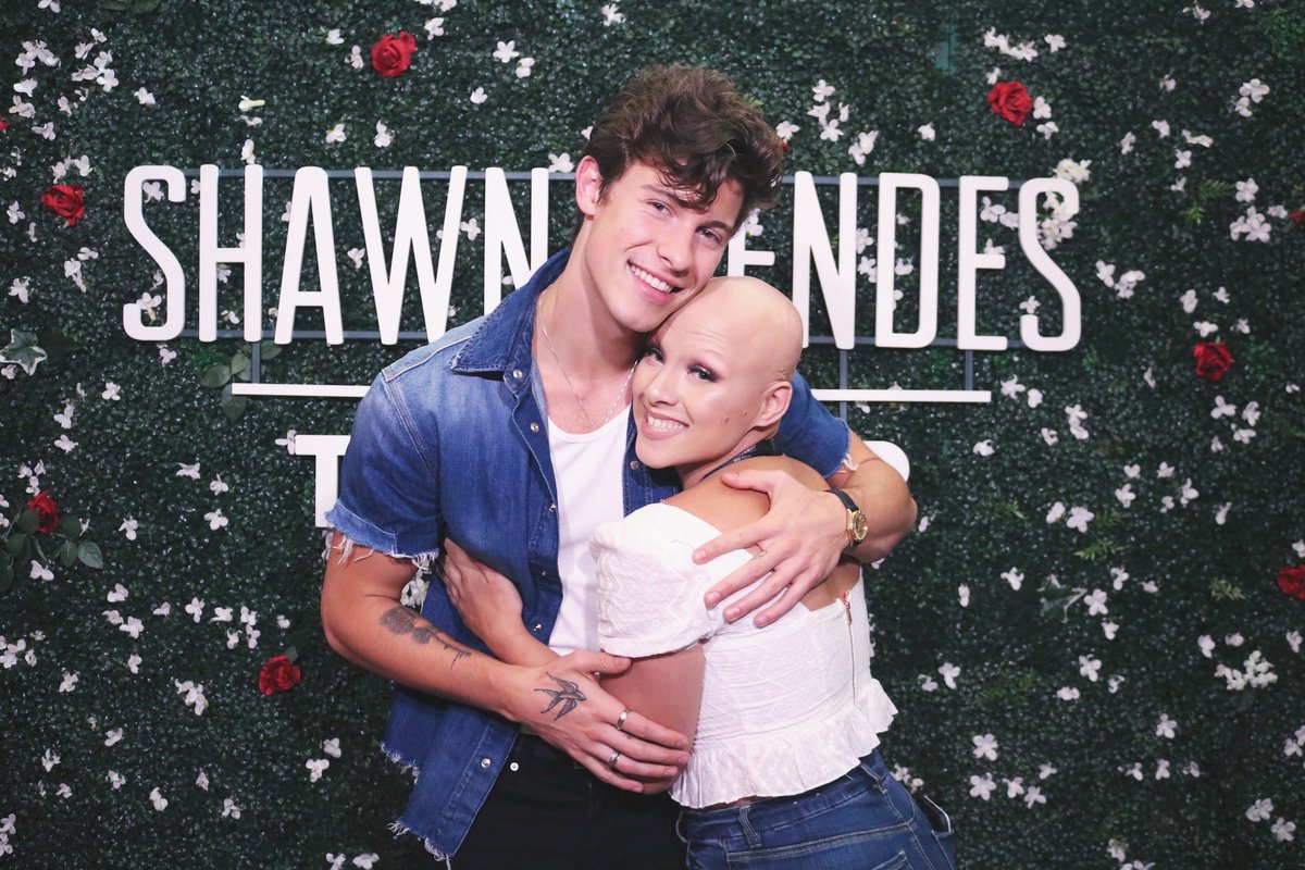 madisonftmendes's tweet photo. 3 YEARS LATER #ShawnMendesTheTourDetroit https://t.co/w5N1HvgVBO