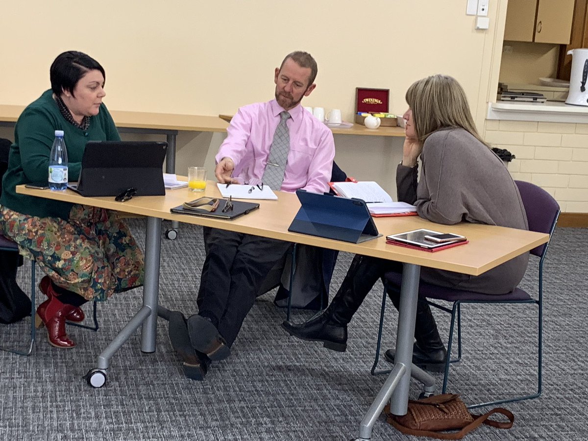 LL2 principals and senior leaders sharing the inner journey of Leadership, focusing on team learning through sharing of prototypes and committing to ongoing learning together. Inspiring! #curiositycompassioncourage; @rjowe1