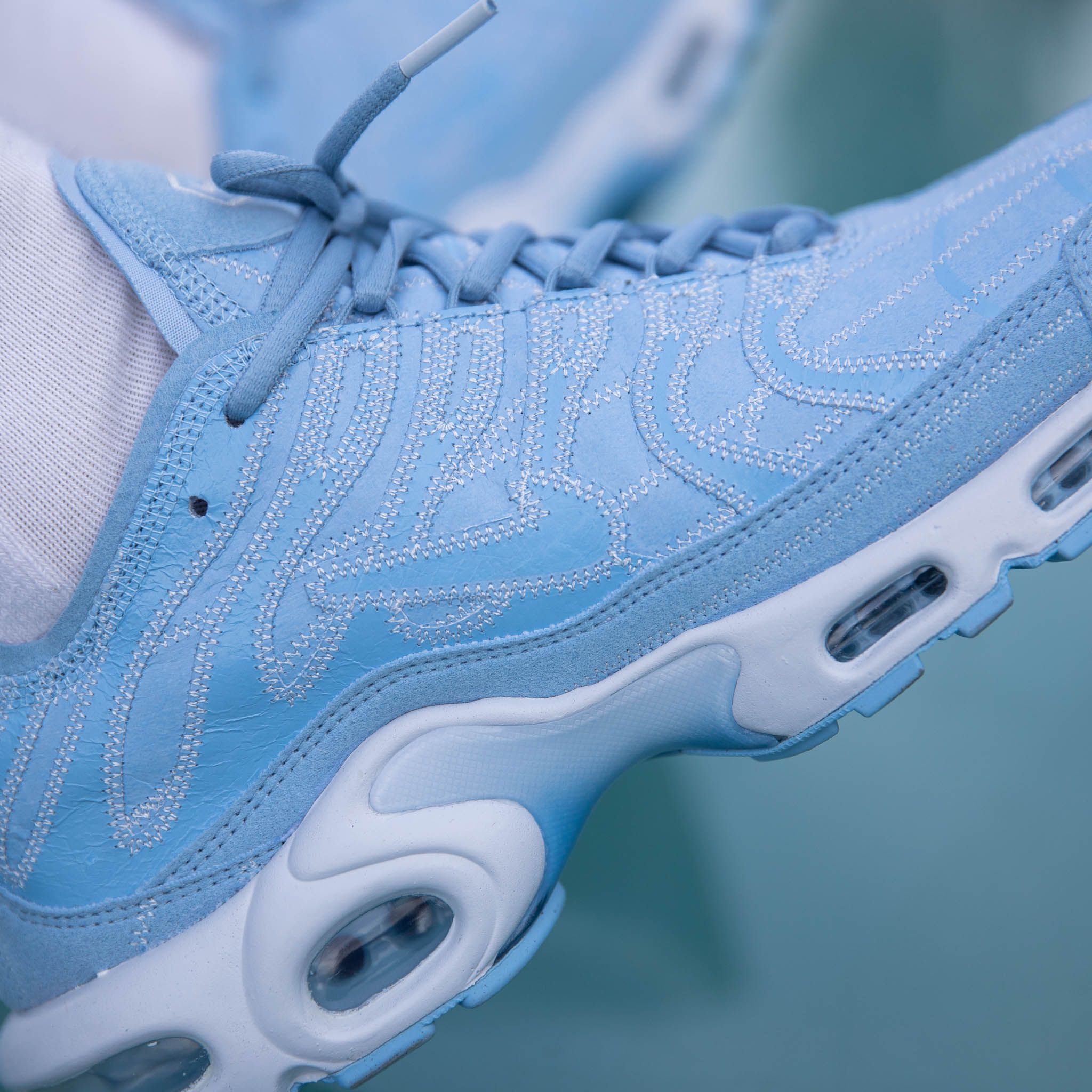 Nike air max sales plus deconstructed psychic blue