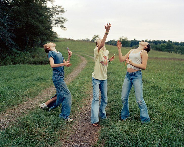 googleearthluvr's tweet photo. “Girl Pictures” by Justine Kurland
1997-2002 https://t.co/mAD2tXIMRp