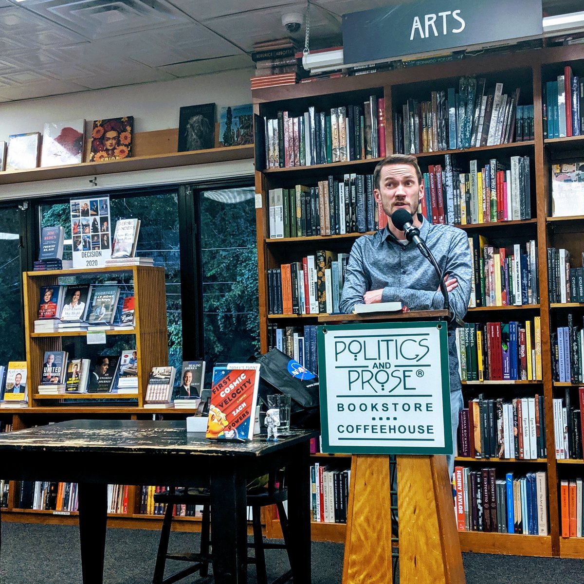 SamuelAshworth's tweet photo. @Z_Powers launching the wondrous #FIRSTCOSMICVELOCITY into the world at @PoliticsProse https://t.co/9OScIWEDxE