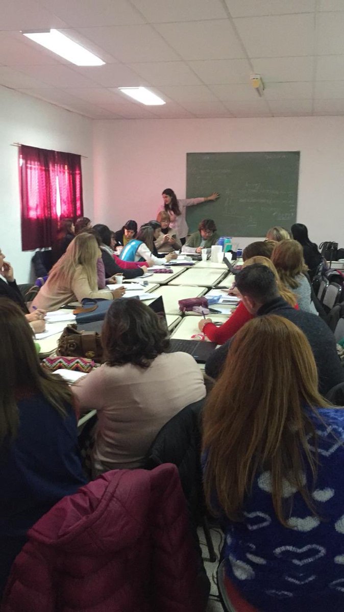 ecassou1's tweet photo. Estuvimos con los equipos directivos de #EstebanEcheverria con un nuevo de taller de #jubilacionesdigitales #Licenciasmedicas y #Suna.

@gzinny @imsanguinetti @MarielaMorante8 @CelesteMarazzi @BAeducacion @provincial_rrhh https://t.co/nQPqvcr00o