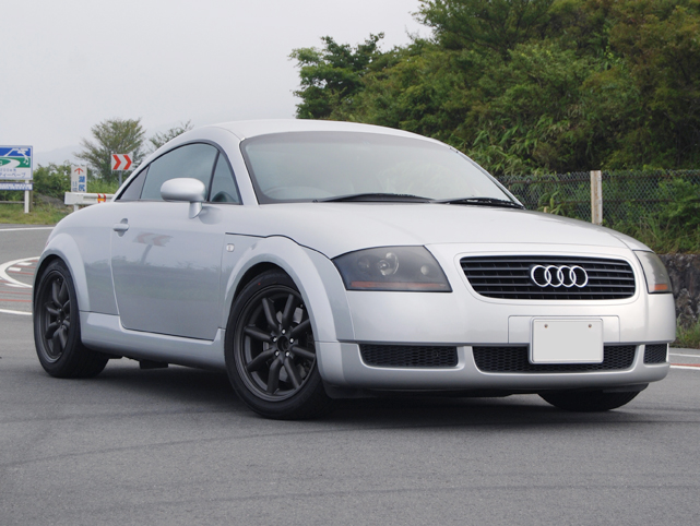 Renault Sport Spider and Audi TT? Wats.