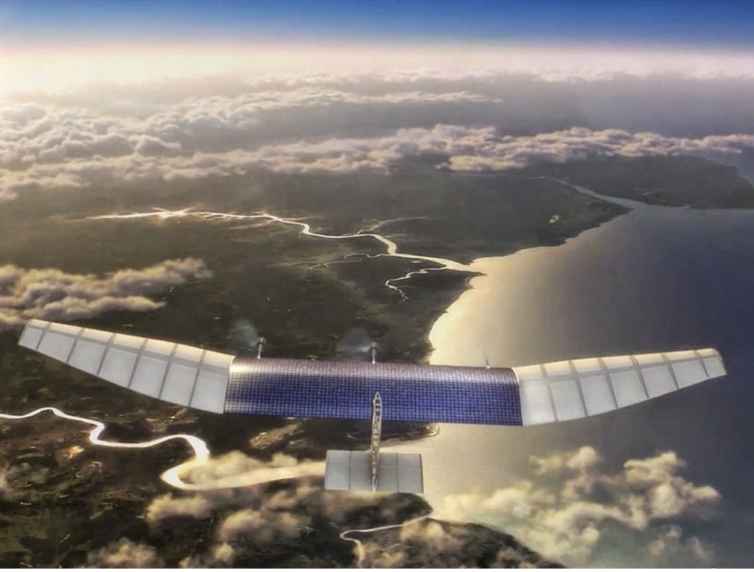 MaxdroneV's tweet photo. Sabias que ? 

Facebook ha anunciado y difundido públicamente su planes de generar una señal de internet a nivel mundial a base de drones y satélites. 😳🔥 https://t.co/EQT5BaY3Of