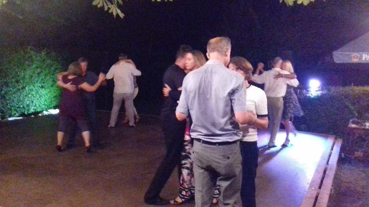 khschmitt77's tweet photo. Tango Abend In Heidelberg 👠👠👗👞👞🎩 https://t.co/nZrQYWp6T1