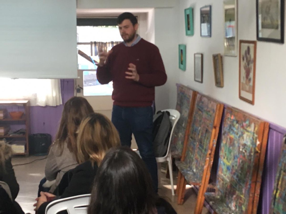 ecassou1's tweet photo. Realizamos otro taller más en #AlmiranteBrown para los equipos directivos y debatimos sobre las mejoras en los procesos administrativos!
#Jubilacionesdigitales #Licenciasmedicas y #Suna

@gzinny @imsanguinetti @MarielaMorante8 @CelesteMarazzi @BAeducacion https://t.co/ZIon1J6sNV