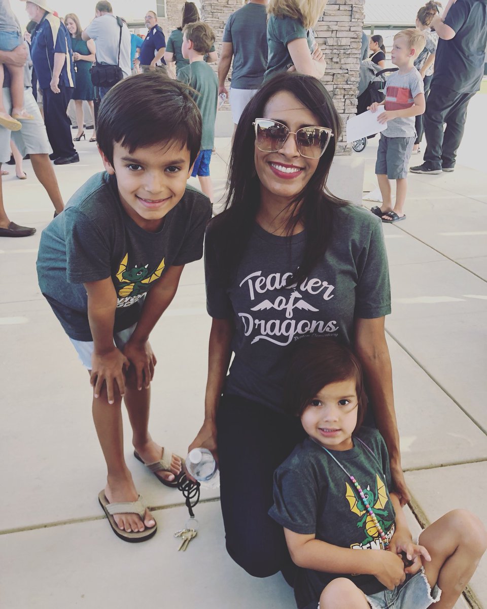 Excited for our new school! <a href="/VisaliaUSD/">Visalia Unified School District</a>  #VisaliaUSD #DentonDragonsVisalia #TeacherofDragons #MotherofDragons
